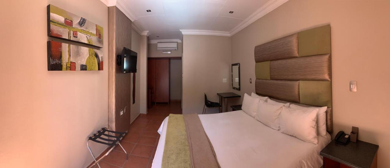 Polokwane Lodge 외부 사진
